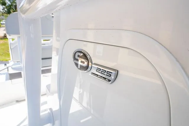 Slide: The Image of Sea Pro 225 Sandbar 2025 - 22