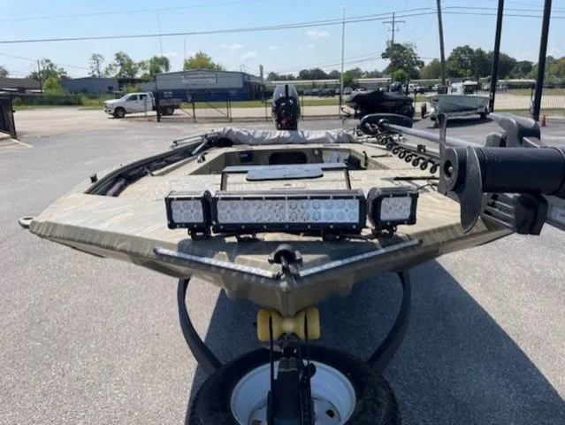 Slide: The Image of Tracker Grizzly 1654 T Sportsman 2023 - 3