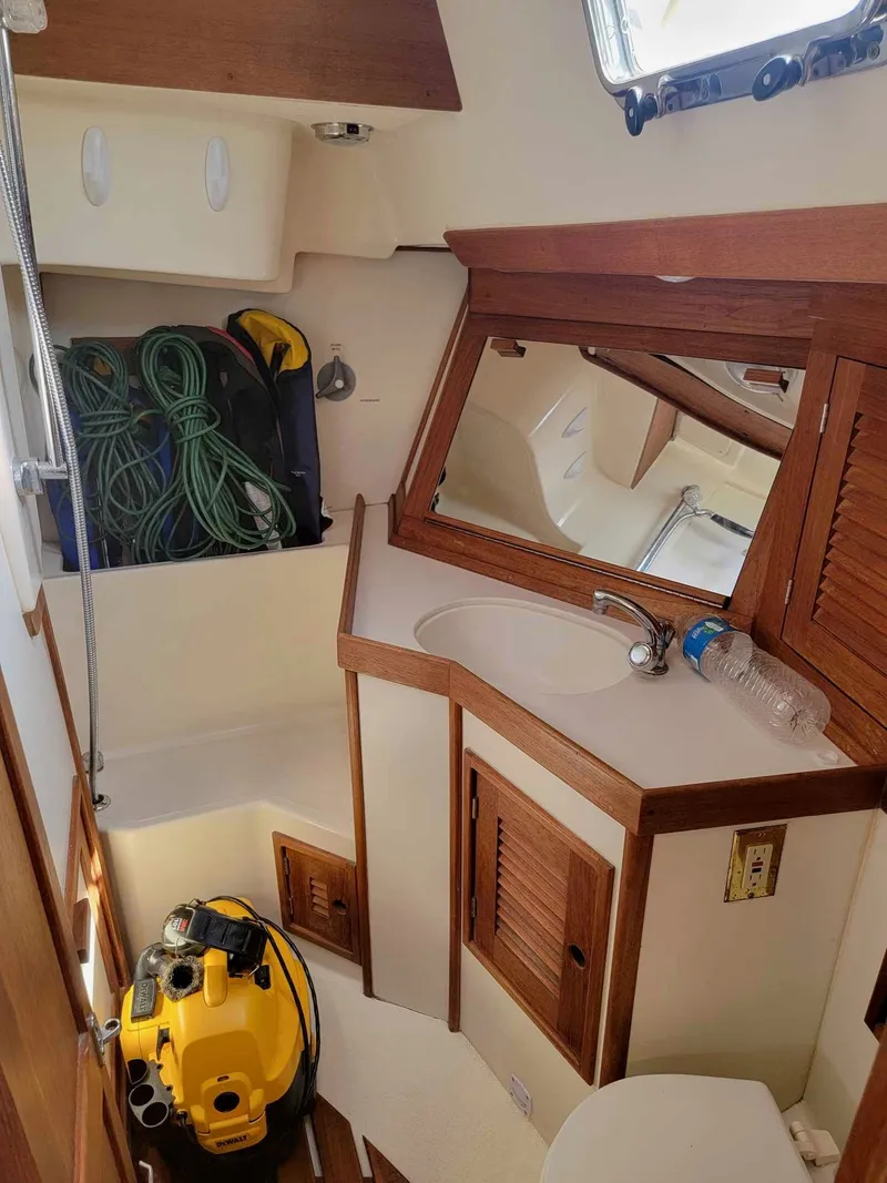 Slide: The Image of Tartan 3800 1995 - 2