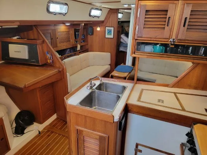 Slide: The Image of Tartan 3800 1995 - 3