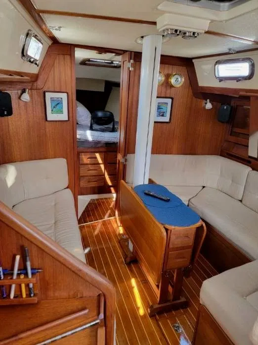 Slide: The Image of Tartan 3800 1995 - 6