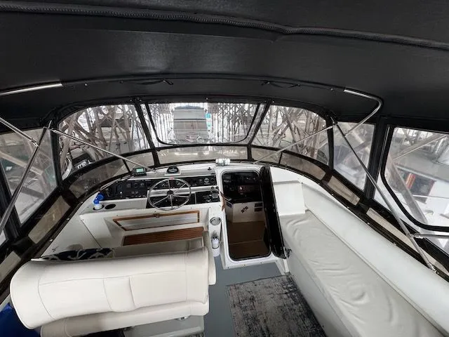 Slide: The Image of Bayliner 4588 Pilothouse 1992 - 9