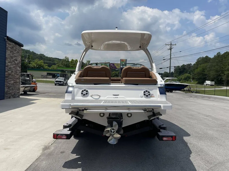 Slide: The Image of Regal LS9 2024 - 20