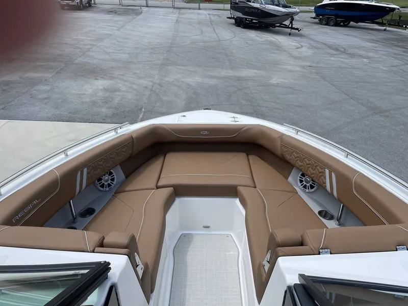 Slide: The Image of Regal LS9 2024 - 22