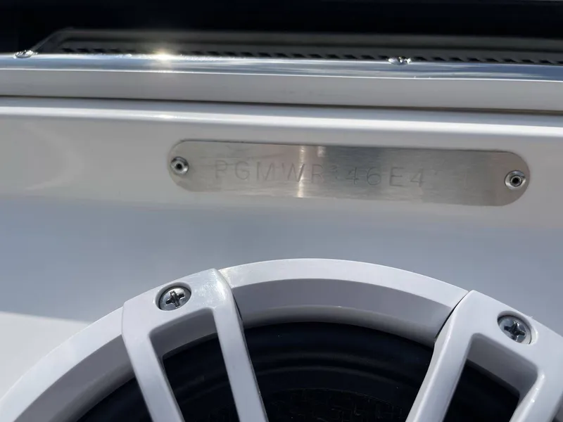 Slide: The Image of Regal LS9 2024 - 24