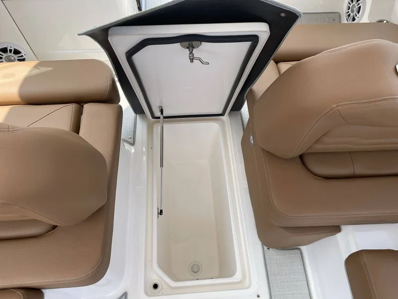 Slide: The Image of Regal LS9 2024 - 9