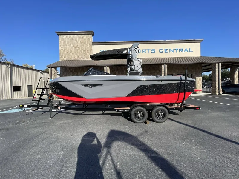 Slide: The Image of Nautique Super Air Nautique S23 2024 - 1