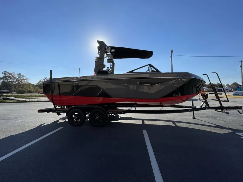 Slide: The Image of Nautique Super Air Nautique S23 2024 - 11