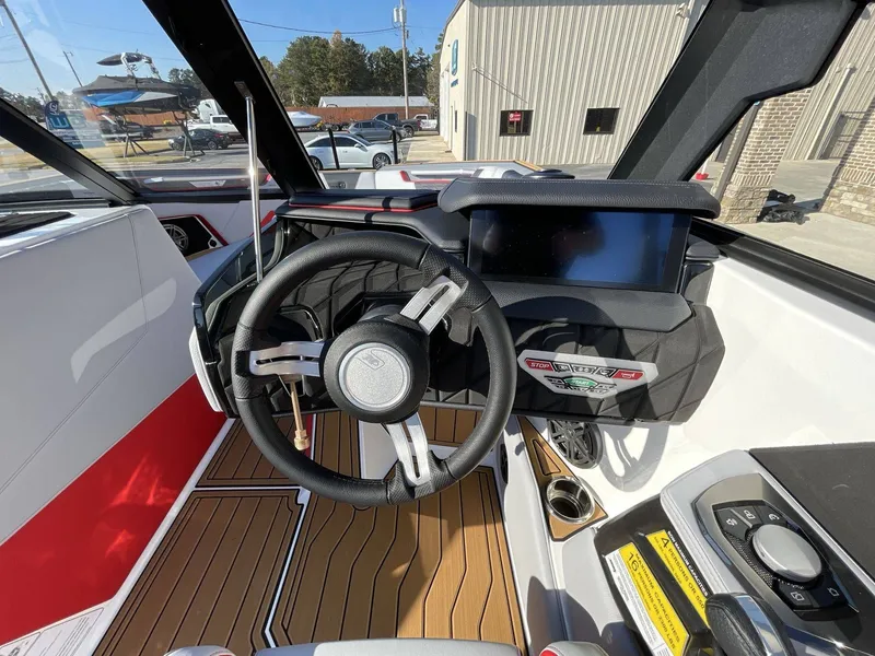 Slide: The Image of Nautique Super Air Nautique S23 2024 - 18