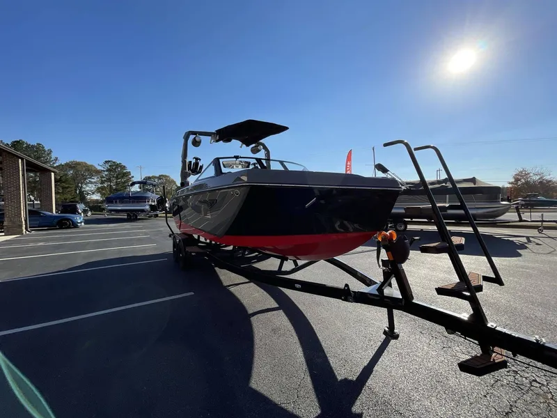 Slide: The Image of Nautique Super Air Nautique S23 2024 - 19