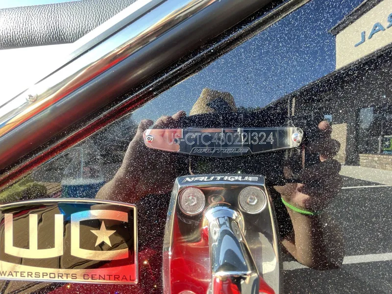 Slide: The Image of Nautique Super Air Nautique S23 2024 - 32