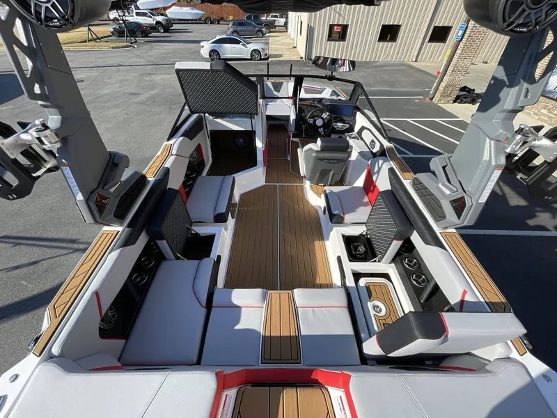 Slide: The Image of Nautique Super Air Nautique S23 2024 - 38