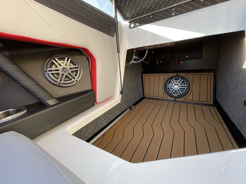 Slide: The Image of Nautique Super Air Nautique S23 2024 - 40