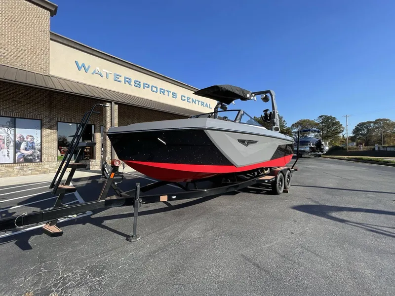 Slide: The Image of Nautique Super Air Nautique S23 2024 - 8