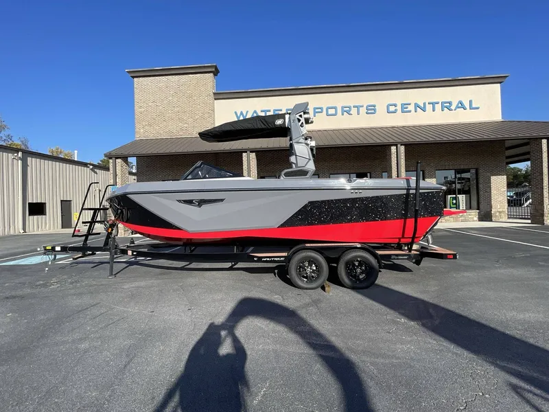 Slide: The Image of Nautique Super Air Nautique S23 2024 - 9