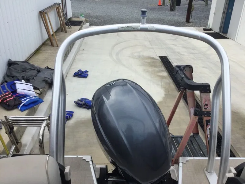 Slide: The Image of Premier 230 Sunsation 2017 - 9