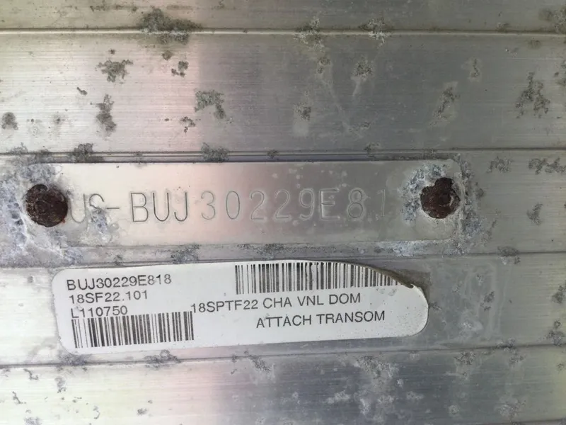 Slide: The Image of Sun Tracker SPORT FISH 22 TWIN LOG 2018 - 6