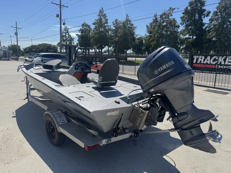 Slide: The Image of Xpress H17 2012 - 11