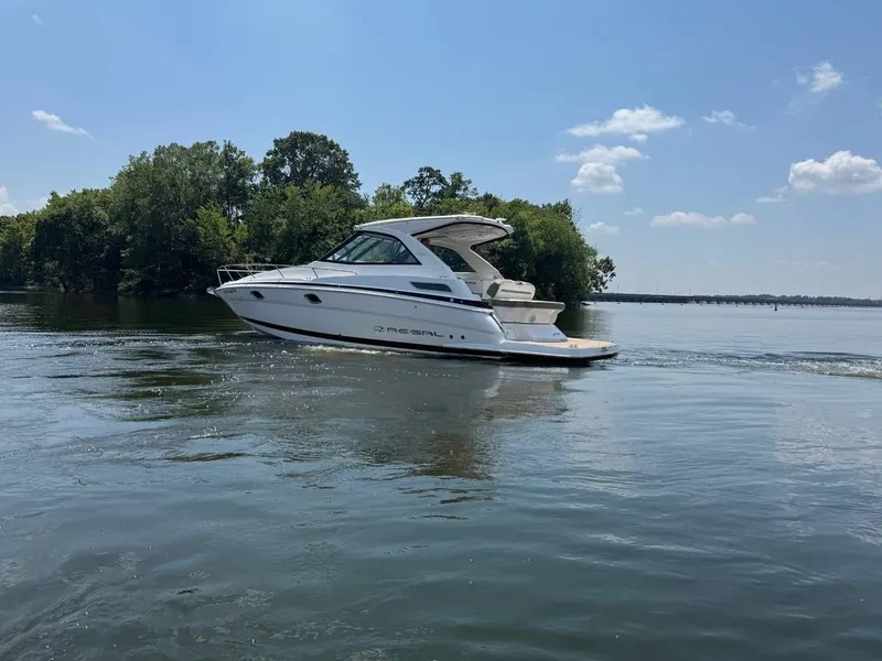 Slide: The Image of Regal 35 Sport Coupe 2016 - 3