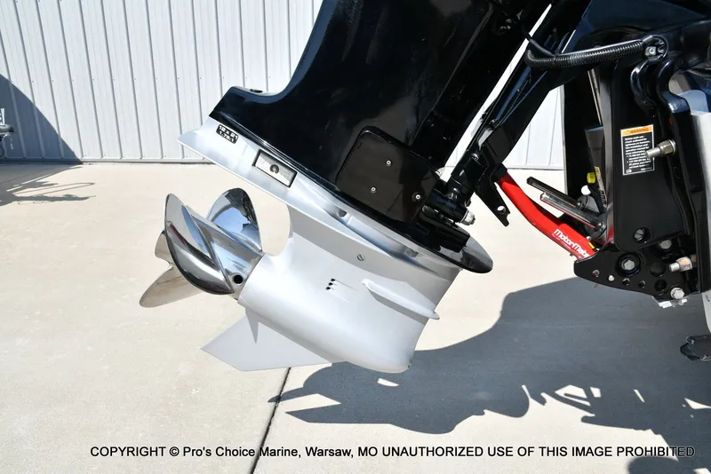 Slide: The Image of Triton 20 TRX 2017 - 21