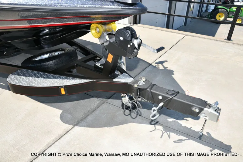 Slide: The Image of Triton 20 TRX 2017 - 32