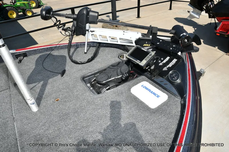 Slide: The Image of Triton 20 TRX 2017 - 5