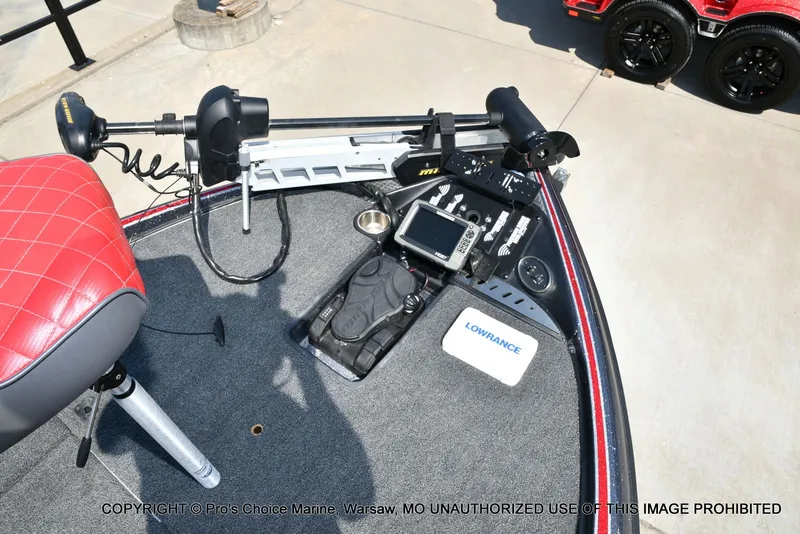 Slide: The Image of Triton 20 TRX 2017 - 9