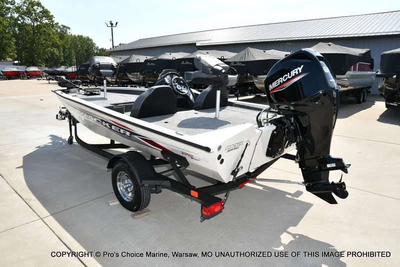 Slide: The Image of Tracker PRO TEAM 175 TXW w/60HP 4 Stroke 2024 - 20