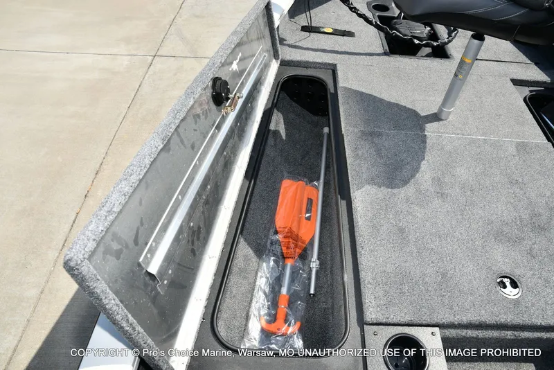 Slide: The Image of Tracker PRO TEAM 175 TXW w/60HP 4 Stroke 2024 - 56