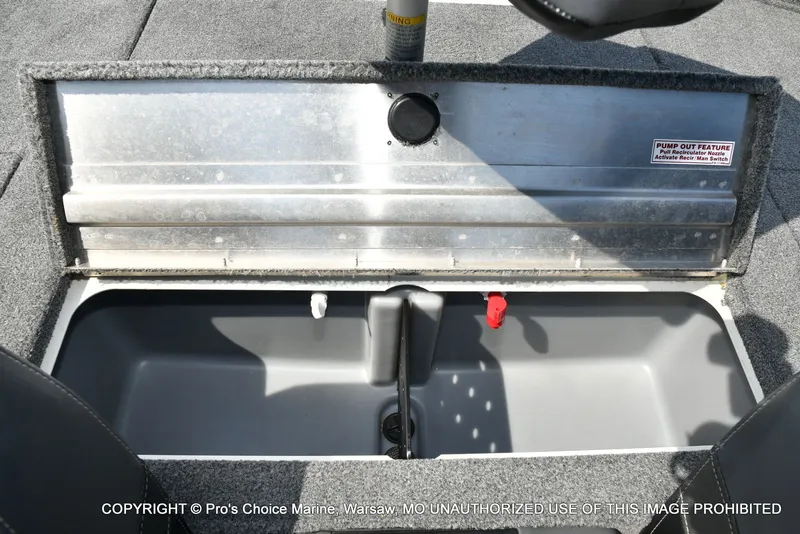 Slide: The Image of Tracker PRO TEAM 175 TXW w/60HP 4 Stroke 2024 - 59