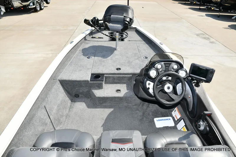 Slide: The Image of Tracker PRO TEAM 175 TXW w/60HP 4 Stroke 2024 - 7
