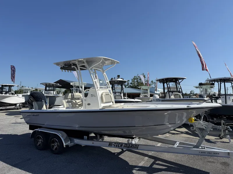 The Image of Key West 230 Bay Reef 2026 - 1