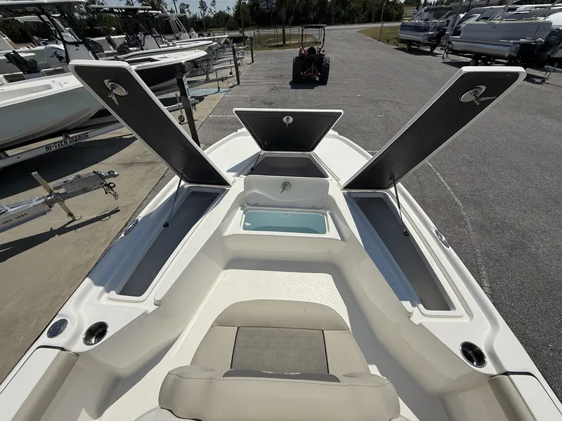 Slide: The Image of Key West 230 Bay Reef 2026 - 8