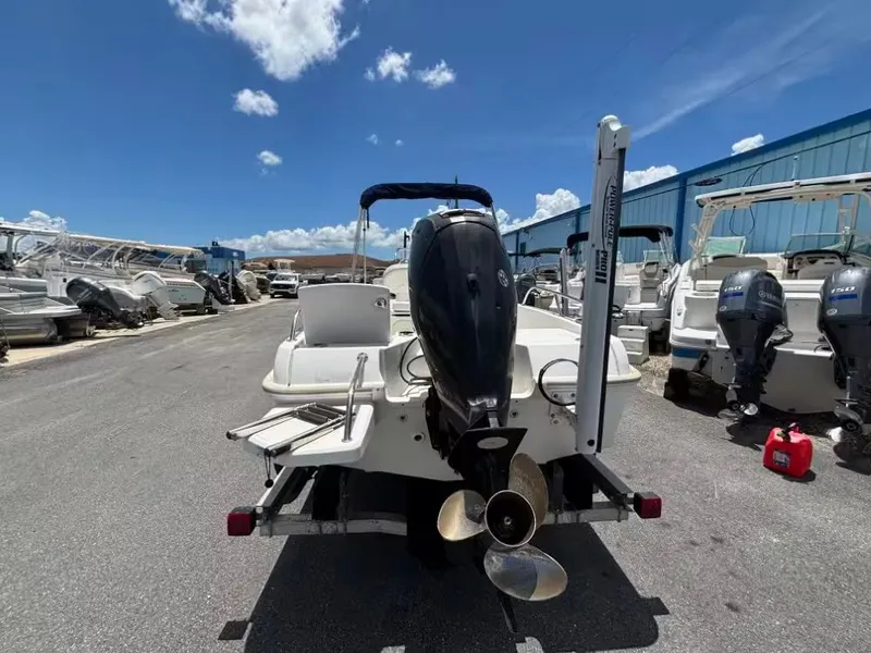 Slide: The Image of Boston Whaler 170 Dauntless 2016 - 4