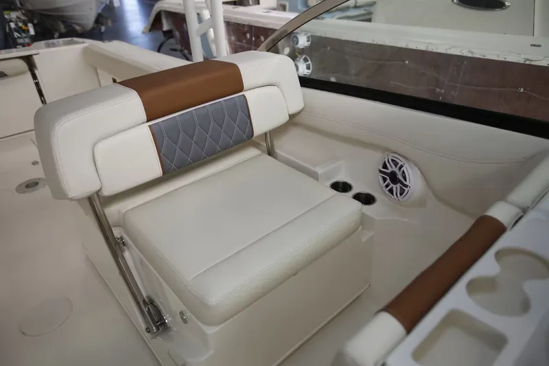 Slide: The Image of Cobia 280 Dual Console 2026 - 11