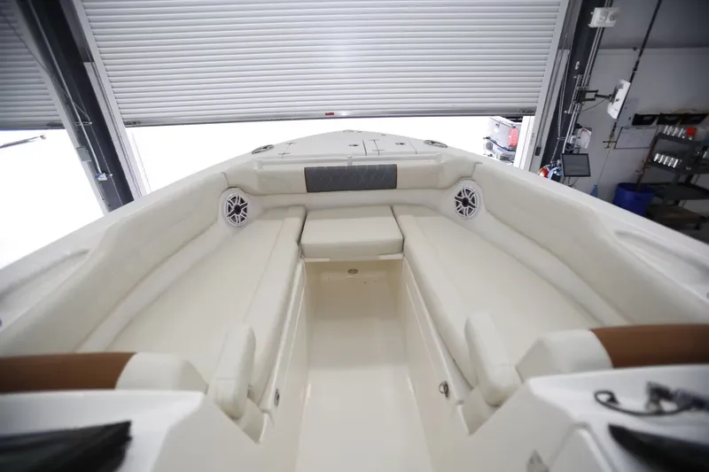 Slide: The Image of Cobia 280 Dual Console 2026 - 9