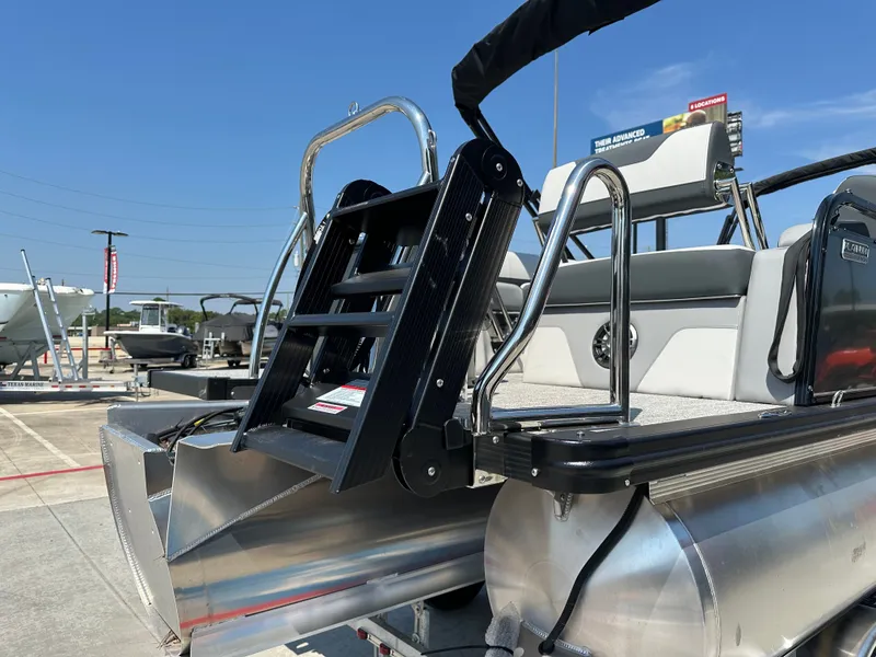 Slide: The Image of Avalon LSZ QLS23T 2025 - 12