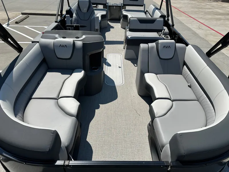 Slide: The Image of Avalon LSZ QLS23T 2025 - 15