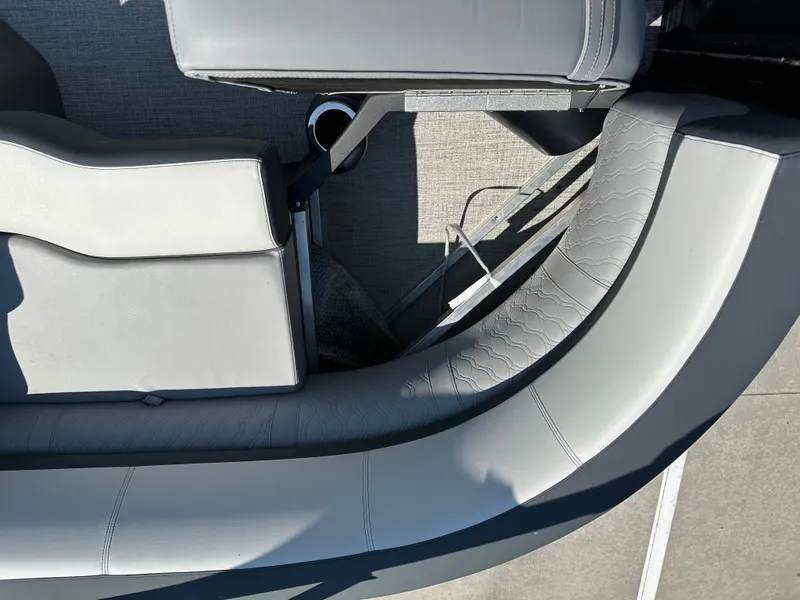 Slide: The Image of Avalon LSZ QLS23T 2025 - 16