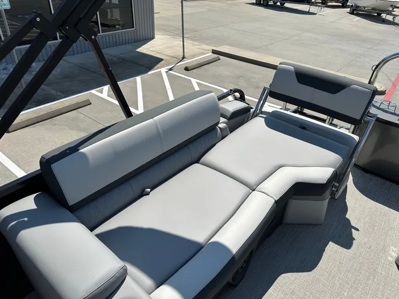 Slide: The Image of Avalon LSZ QLS23T 2025 - 32