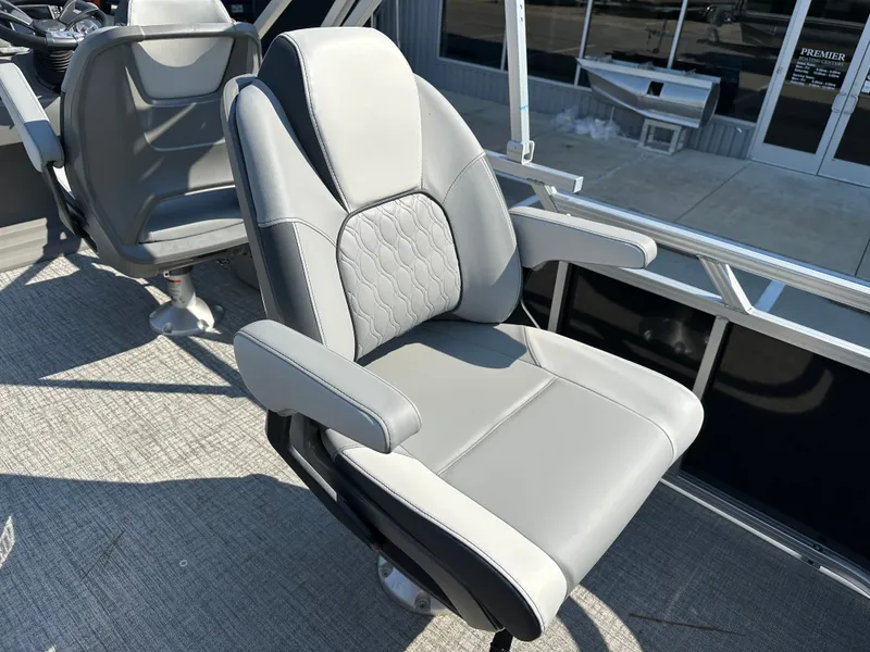 Slide: The Image of Avalon VNT RF21T 2025 - 18