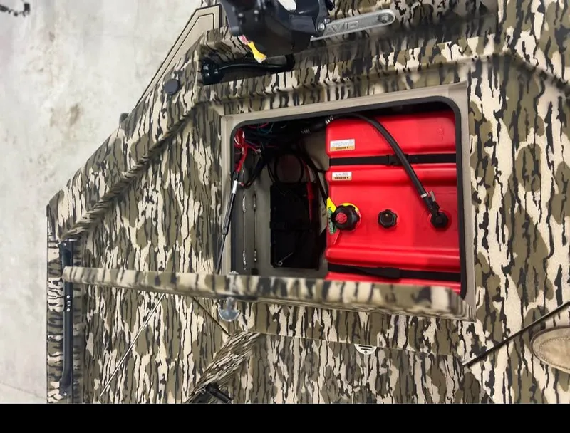 Slide: The Image of Avid 18 Commander 2026 - 14