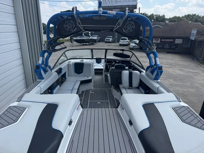 Slide: The Image of Nautique G23 2017 - 4