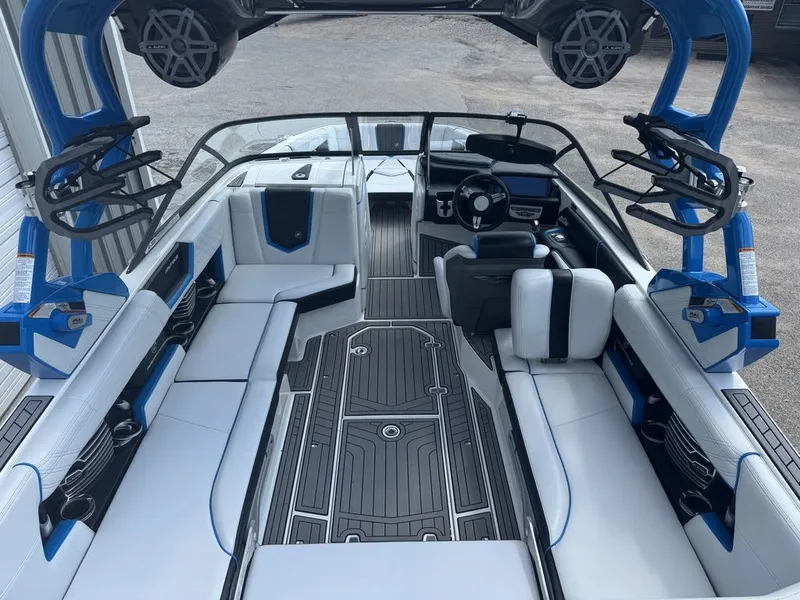 Slide: The Image of Nautique G23 2017 - 5