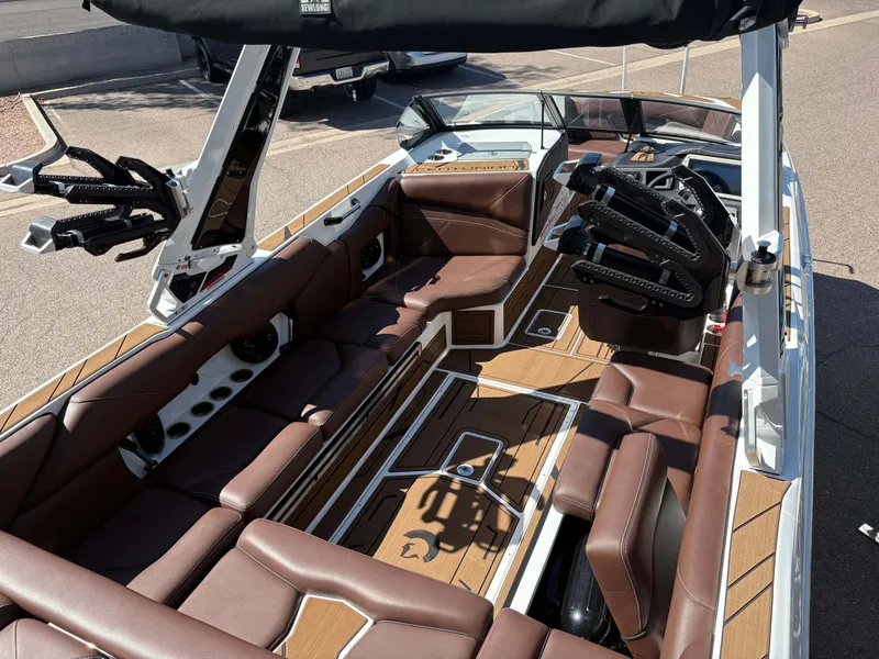 Slide: The Image of Centurion Nv243 2026 - 7