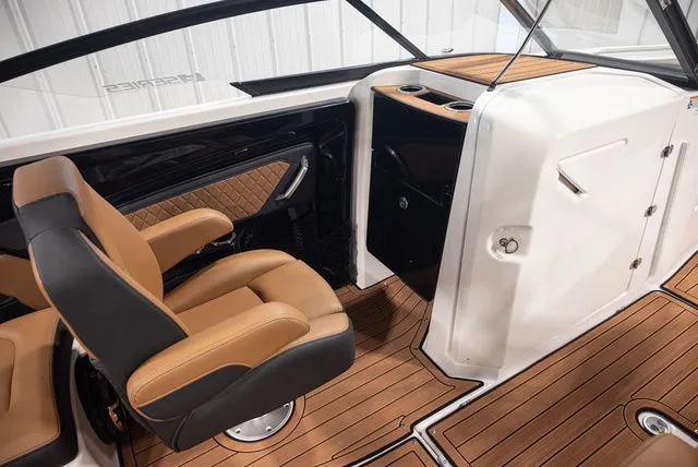 Slide: The Image of Yamaha 252SE 2026 - 8