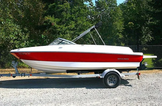 Slide: The Image of Bayliner 195 Bowrider 2015 - 2