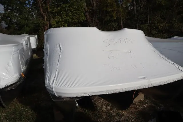 The Image of Lowe SS 230 DV Triple Tube 2026 - 1