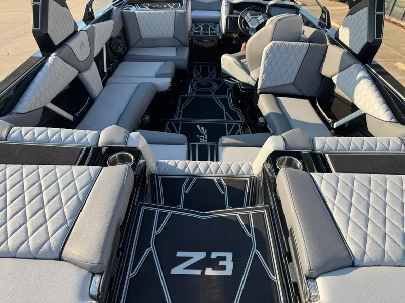 Slide: The Image of Tigé Z3 2026 - 9