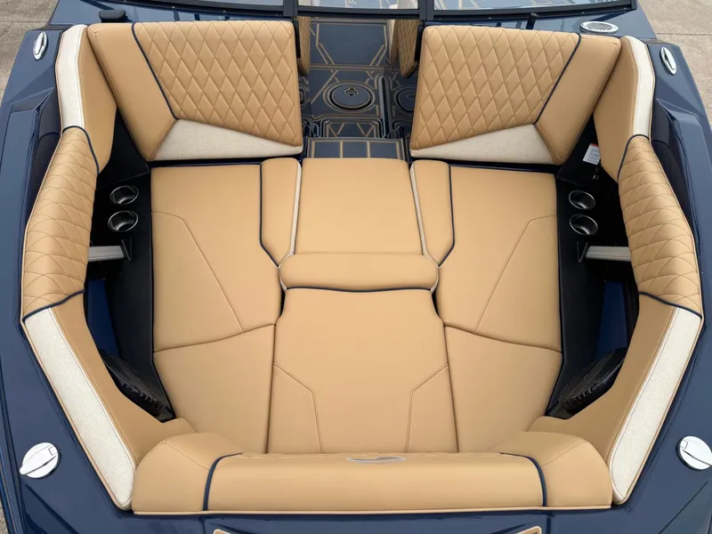 Slide: The Image of Tige Z3 2026 - 21